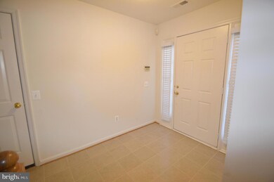 13509 Bannacker Place, Herndon, VA 20171 - photo 3