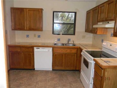 2468 Sanford Dr, Columbus, OH 43235 - photo 5