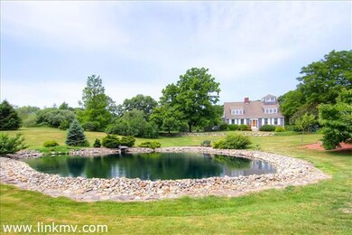 131 Merry Farm Rd, West Tisbury, MA 02575 - photo 4