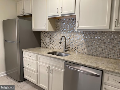 204 Cork Ln unit T2, Reisterstown, MD 21136 - photo 4