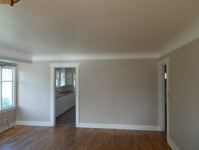 2037 Roosevelt Ave, Enumclaw, WA 98022 - photo 6