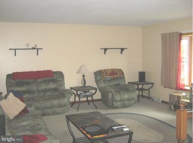 2971 Fillmore Dr, Chambersburg, PA 17201 - photo 4