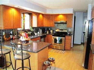 80 Milner St unit 80, Waltham, MA 02451 - photo 2