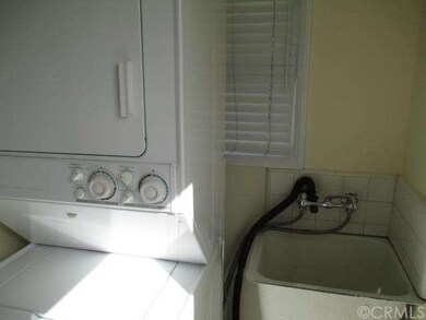 2922 Frankel St, Lakewood, CA 90712 - photo 3