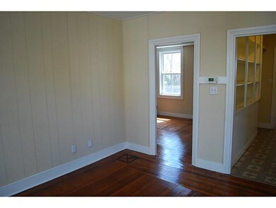 8 Brown St, Pawtucket, RI 02860 - photo 6