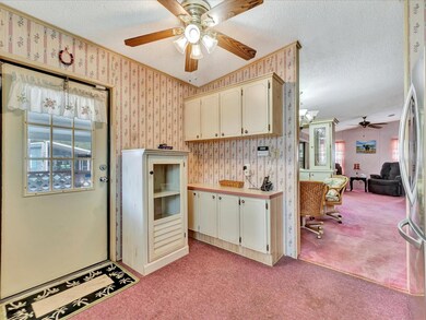 198 S Port Royal Ln, Apollo Beach, FL 33572 - photo 7