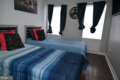 1140 N Carrollton Ave, Baltimore, MD 21217 - photo 6