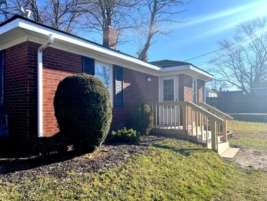 705 W 29th St, Anderson, IN 46016 - photo 4