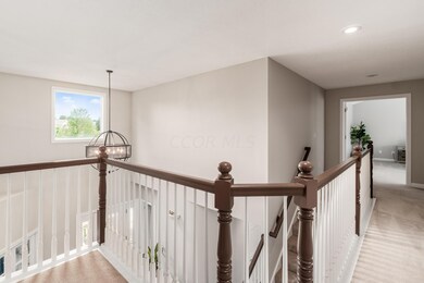 S_-_9205_Cotswold_Dr_-_059