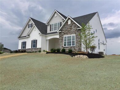 6774 Gwenmawr Rd unit 39, Bethlehem, PA 18017 - photo 2