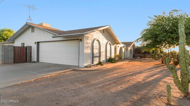 2110 S Del Rio Dr - 37