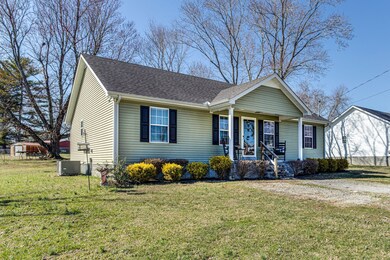 377 Glenburg Dr, Manchester, TN 37355 - photo 2