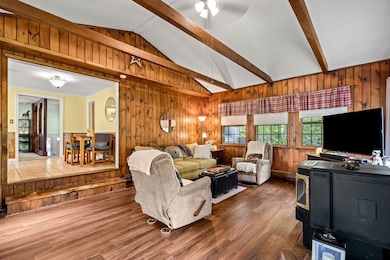 37 Baboosic Lake Rd, Amherst, NH 03031 - photo 2