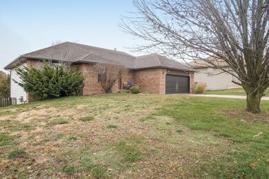 502 W Chestnut Rd, Nixa, MO 65714 - photo 3