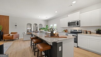 11_GA_Jasper_RollingMeadows_Model_SudburyGTH_Kitch