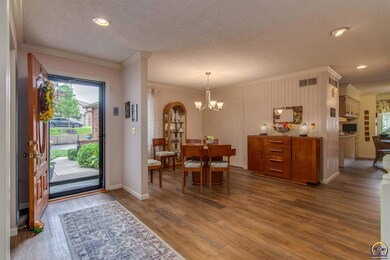 2316 SW Mayfair Place, Topeka, KS 66611 - photo 5