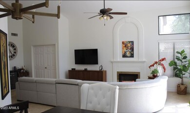 07.5_Dining Family Room