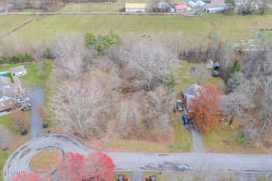 1128 Mohegan Rd, Niskayuna, NY 12309 - photo 7