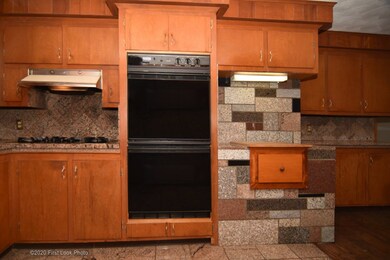 241 Harris Rd, Smithfield, RI 02917 - photo 7