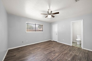 3506 Pine Ridge Ln, Houston, TX 77088 - photo 7