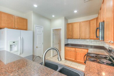 Kitchen (1)-SMALL