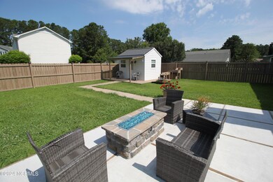 201 University Dr, Jacksonville, NC 28546 - photo 2