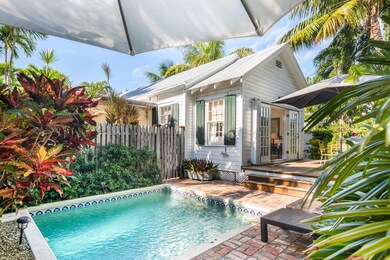 Pool_915 Washington St, Key West