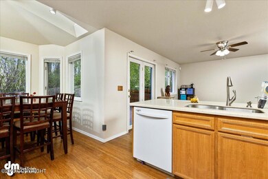 09-Kitchen-DW-9847