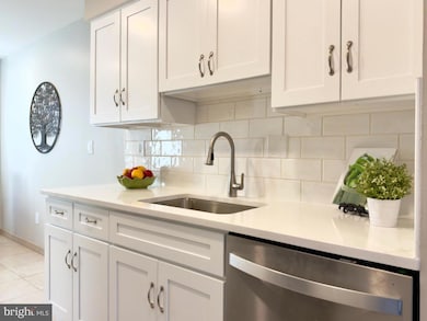 807 Summit Chase Dr, Reading, PA 19611 - photo 2