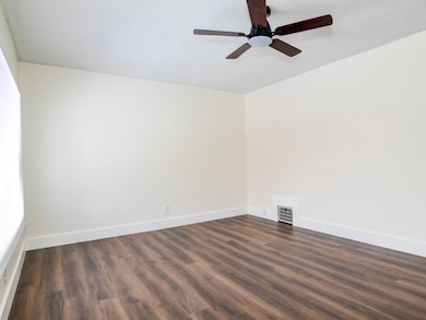 229 Spaulding St, Aliquippa, PA 15001 - photo 5