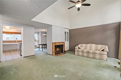 21025 76th Ave W unit 11, Edmonds, WA 98026 - photo 4