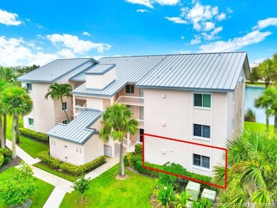 544 NE Plantation Rd unit 4704, Stuart, FL 34996 - photo 3