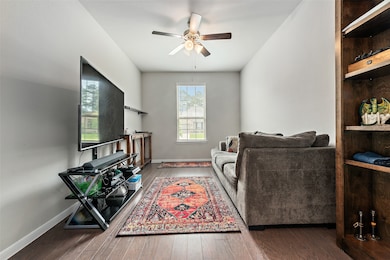 Study, gameroom ,or extra den room! Many possibilities!