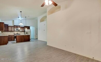 13623 Hazlewood St, El Paso, TX 79928 - photo 4