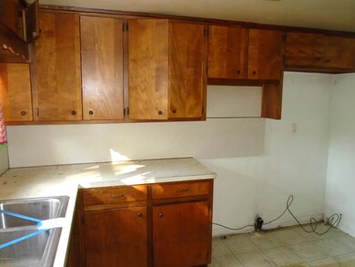 7536 103rd St, Jacksonville, FL 32210 - photo 4