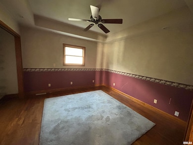 560 4th Ave S, Clinton, IA 52732 - photo 4