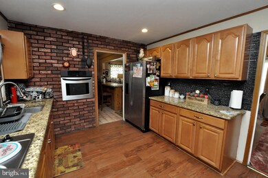 10 Midvale Ln, Willingboro, NJ 08046 - photo 4