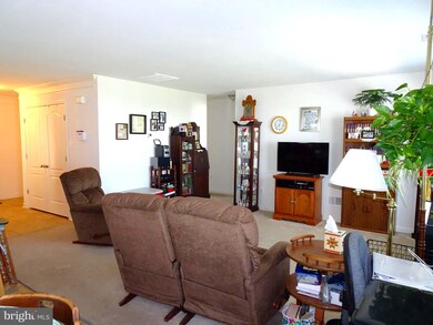 779 Bristol Dr, Greencastle, PA 17225 - photo 7