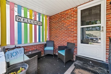 2002 Vermont Ave, West Mifflin, PA 15122 - photo 3