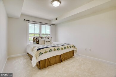 Dominion Heights unit 302, Arlington, VA 22207 - photo 7