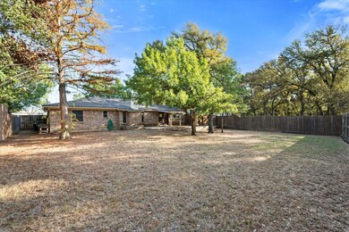 1516 Circle Ln, Bedford, TX 76022 - photo 4