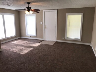 3921 Melbourne St, Houston, TX 77026 - photo 4