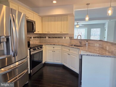 17381 Sligo Loop, Dumfries, VA 22026 - photo 4