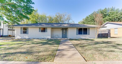 1213 Sunset Dr, Ennis, TX 75119 - photo 2