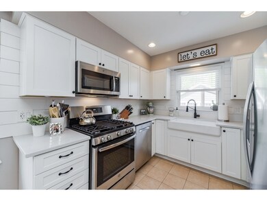 1325 N Main St, Naperville, IL 60563 - photo 6