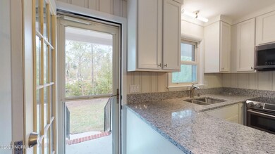 201-Country-Place-Rd-Kitchen(2)