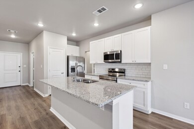 820 Brookside Dr, Springtown, TX 76082 - photo 6