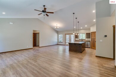 200 Dancing Lights Ln, Athol, ID 83801 - photo 7