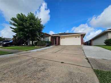 11010 Fern Terrace Dr, Houston, TX 77075 - photo 2