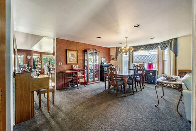 3080 Ruby Dr, Medford, OR 97504 - photo 4